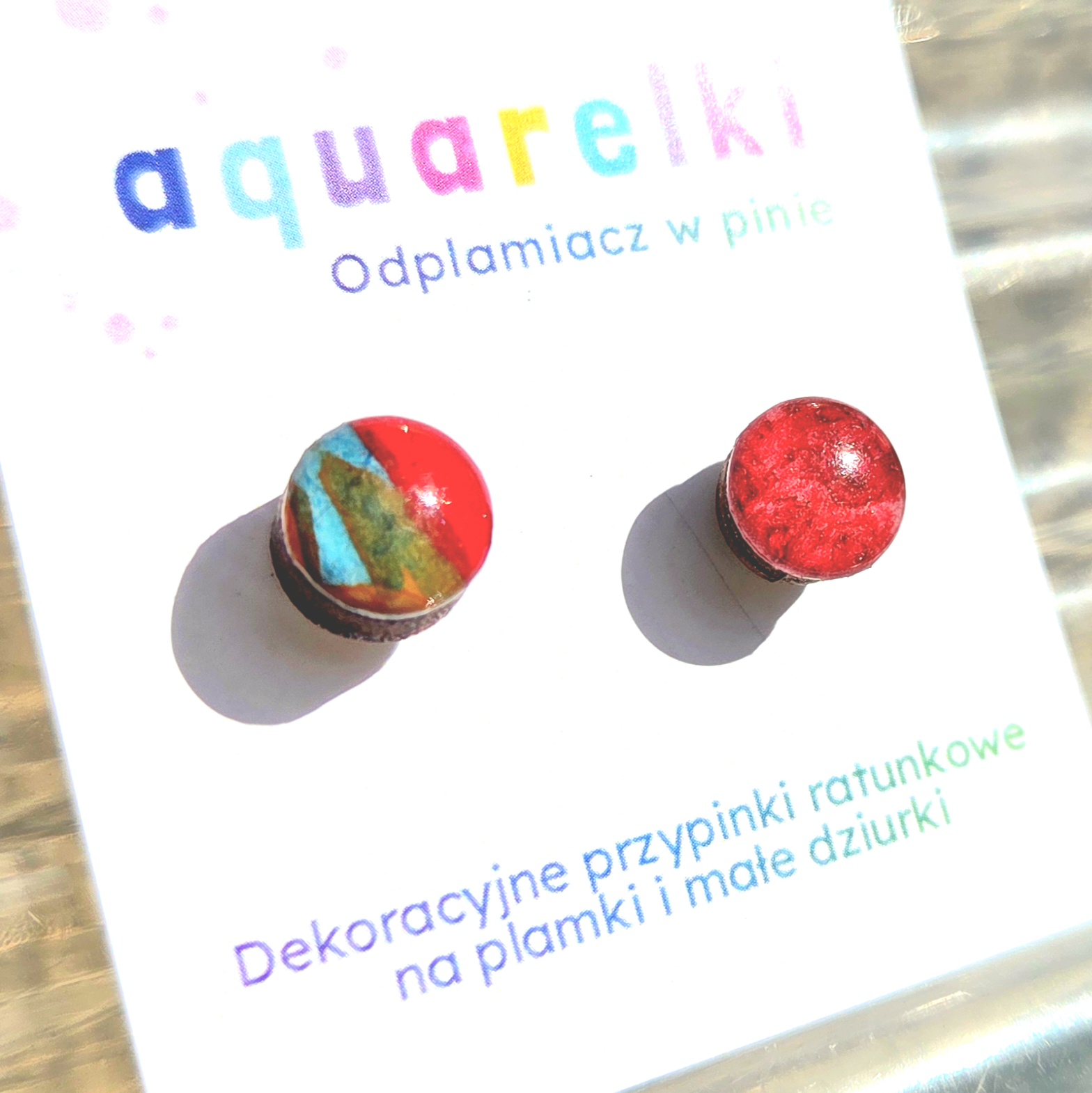 Piny Aquarelki czerwone małe